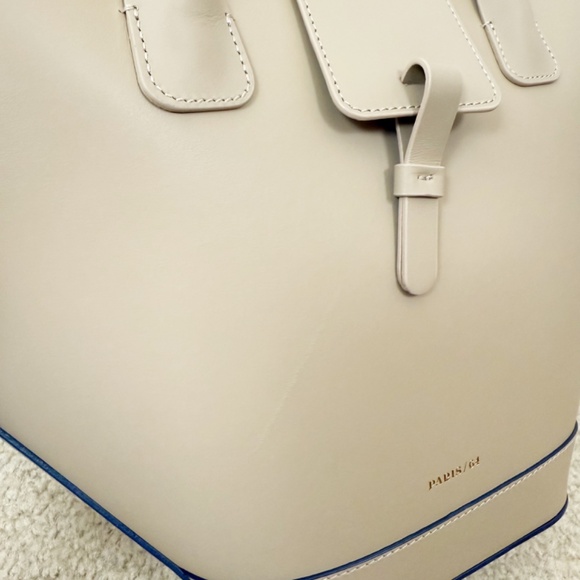 Paris 64 Lumiere Taupe Tote Leather Elegant Bag - Picture 3 of 11